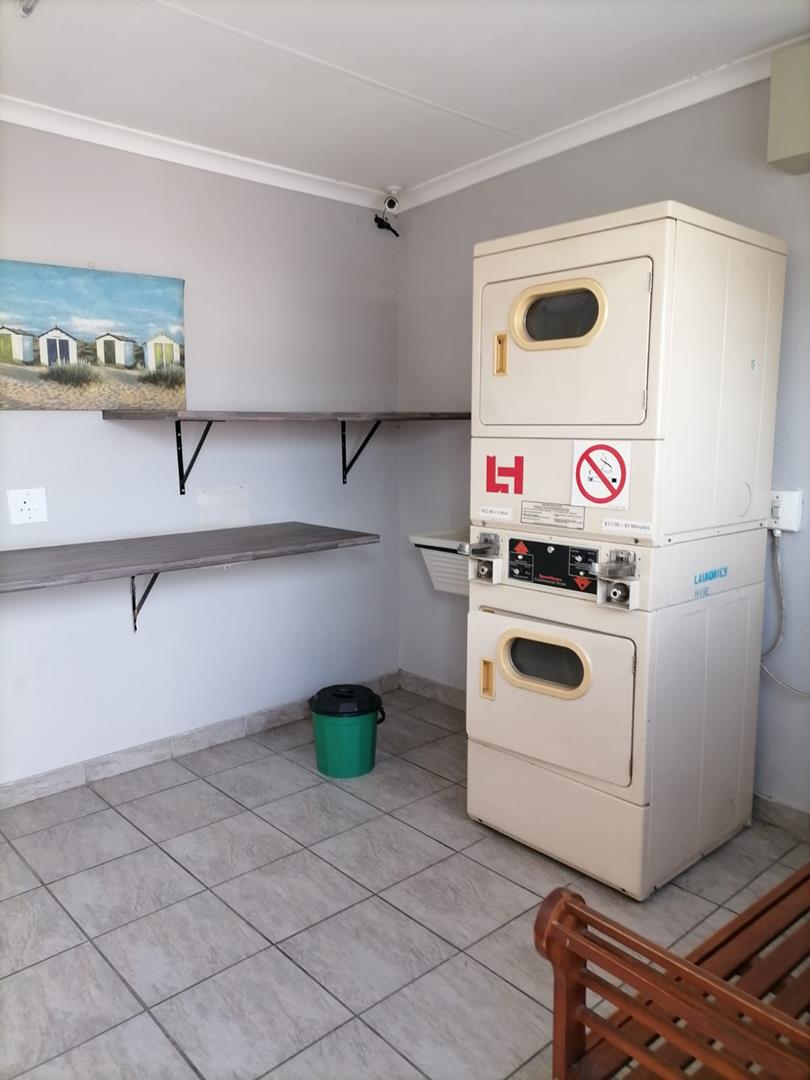 To Let 1 Bedroom Property for Rent in Strand Central Western Cape